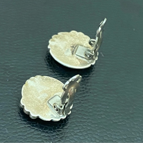 Vintage Unsigned Sterling Silver Pinkish Mother of Pearl Clip On Earrings 5.3g - Picture 11 of 12